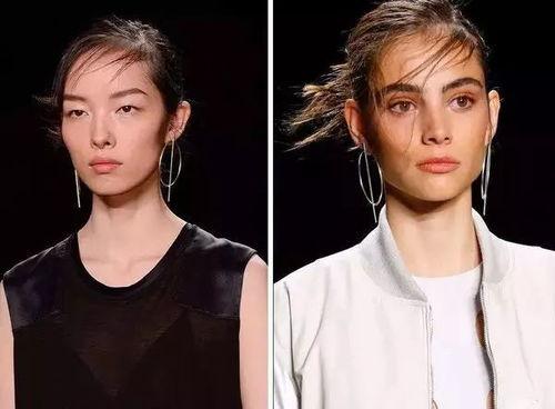 明星后面带佳,明星背后的感人故事