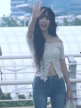 广元美女今日头条视频,今日头条视频引网友热议