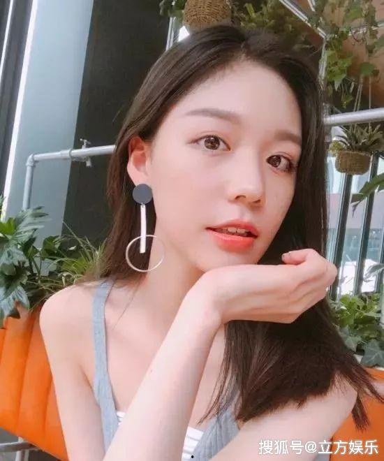 娱乐圈爆料王一博女友,神秘女友身份引网友热议